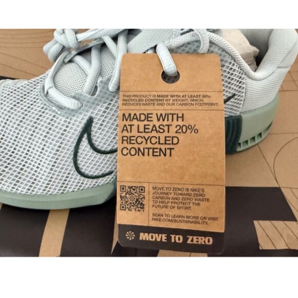 Nike Sneakers Women’s Size 8.5 NIB Vintage Green - Picture 4 of 8